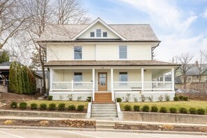 Unclassified image, 2 of 22, button - Charming Downtown Farmhouse Apartment #1 (West Dundee)