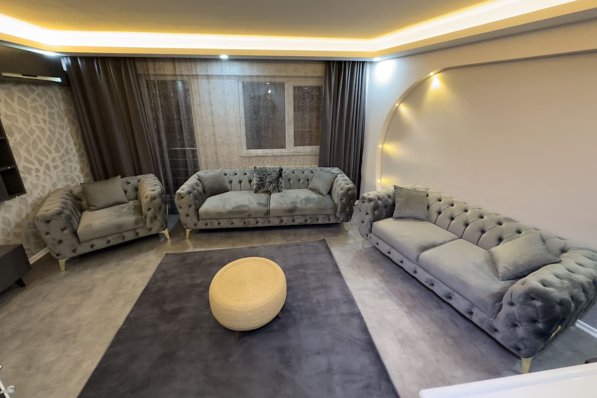 Family Apartment | 2 bedrooms, Egyptian cotton sheets, premium bedding, down comforters