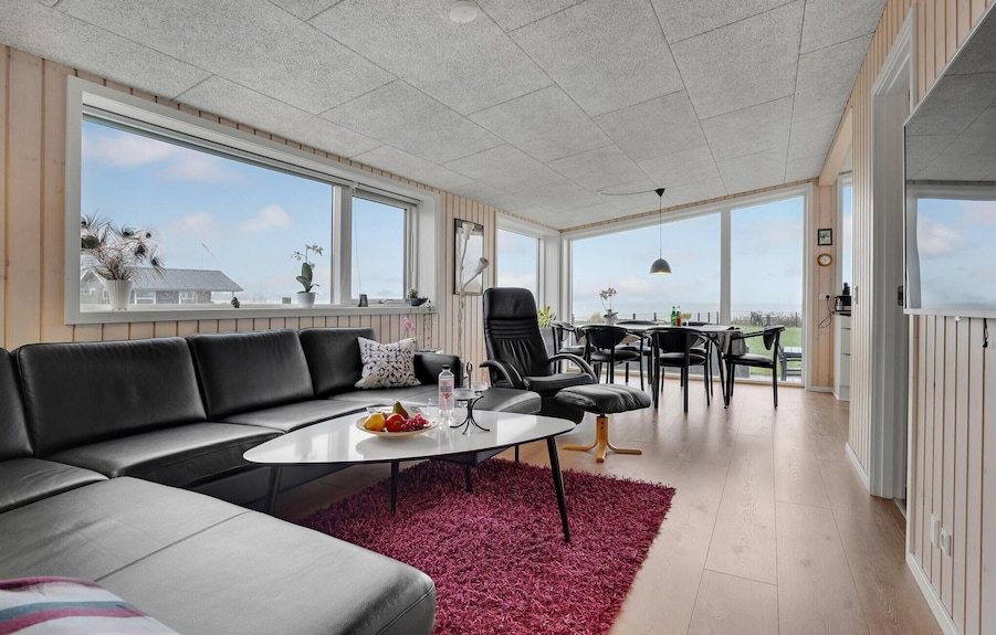 Amazing Home In Sjølund With Wifi - コリング