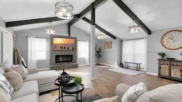 TV connectée, cheminée