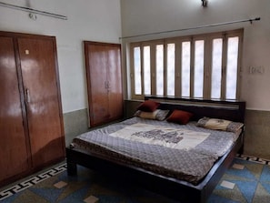 Casa | 7 quartos, ferros/tábuas de passar roupa, Wi-Fi de cortesia