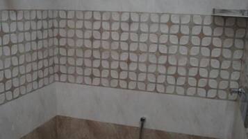 House | Bathroom | Shower, towels