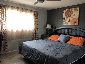 2 bedrooms, desk, iron/ironing board, free WiFi