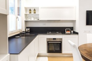 Refrigerador, horno y lavavajillas