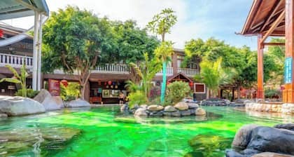 Xinjia Yuquan Hot Spring Hotel