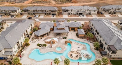 Brand New Zion Village Getaway+ Pool/Hot Tub l Family Friendly l Sleeps 12