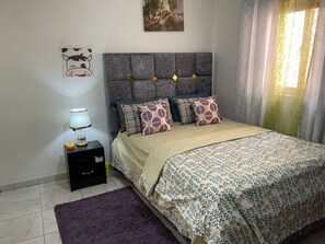 2 bedrooms, WiFi, bed sheets - A two bedroom room house with 2washroom in a gated community.10mins from Airport (Accra)