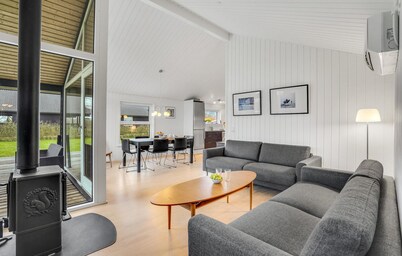 Lovely home in Slagelse with WiFi