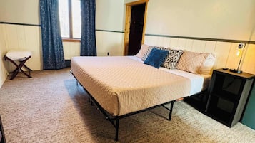 2 bedrooms, iron/ironing board, travel crib, WiFi