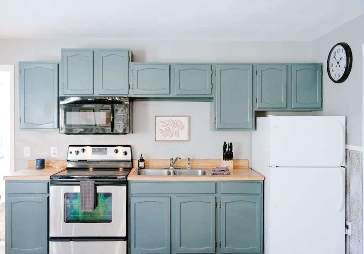 Réfrigérateur, micro-ondes, four, lave-vaisselle