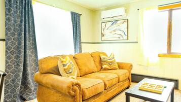 Smart-TV, peis, fotballspill og kontorer