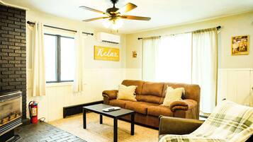 Smart-TV, peis, Netflix og fotballspill