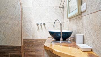 Shower, towels, soap