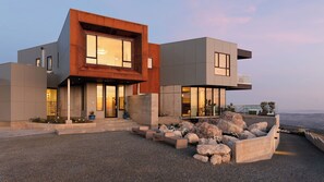 Interior - Belleza by Avantstay Hilltop Mansion w/ Pool, Panoramic Views & Ultra Modern Interior (Glen Ellen)