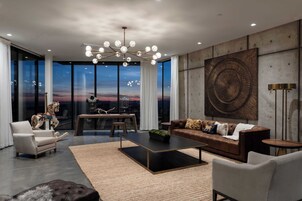 Villa (4 Bedrooms) | Interior