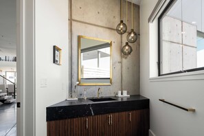 Villa (4 Bedrooms) | Interior