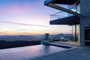 Interior - Belleza by Avantstay Hilltop Mansion w/ Pool, Panoramic Views & Ultra Modern Interior (Glen Ellen)