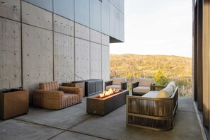 Villa (4 Bedrooms) | Interior