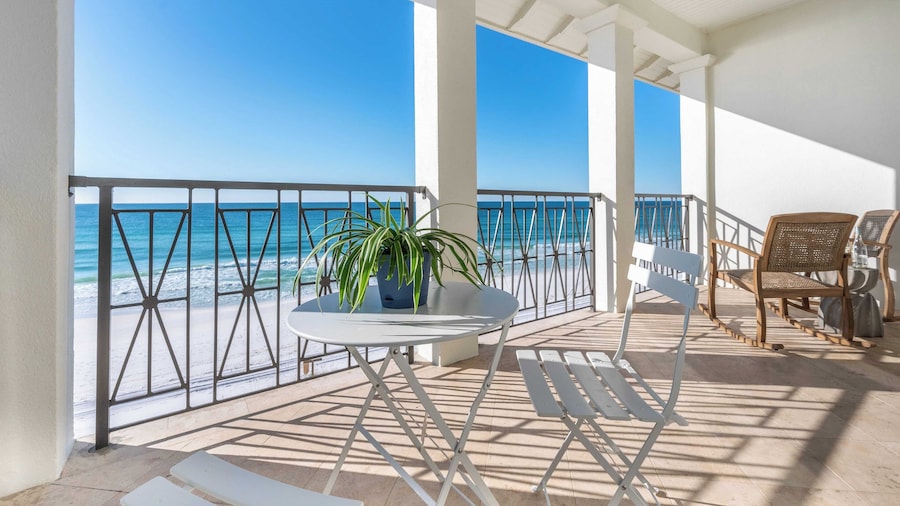 Seabird by Avantstay Beachfront Home w/ Plunge Pool & Amazing Views