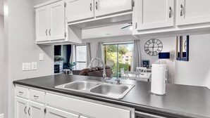 Condo (Highland Pointe - Resort Amenities - ) | Exterior - Highland Pointe - Resort Amenities - Hot tub - Central Location - Lakes!! (Branson)