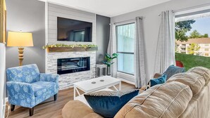 Condo (Highland Pointe - Resort Amenities - ) | Exterior - Highland Pointe - Resort Amenities - Hot tub - Central Location - Lakes!! (Branson)