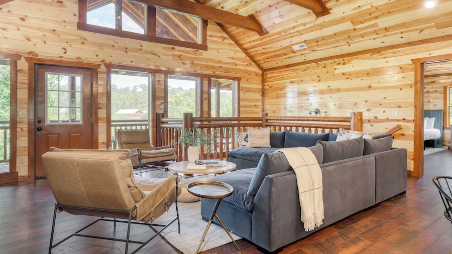 Ridge View by Avantstay15mins From Pigeon Forge w/ Pavilion, Indoor Pool & Hot Tub!