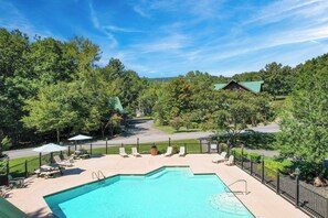 House (1 Bedroom) | Interior - Bluestem & Bluebell by Avantstay Incredible Views w/ Large Balcony & Indoor Pool! (Sevierville)
