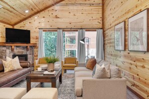 House (1 Bedroom) | Interior