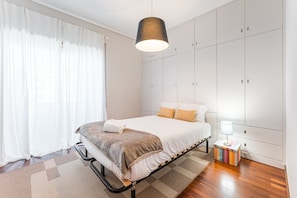 1 bedroom, iron/ironing board, Internet, bed sheets
