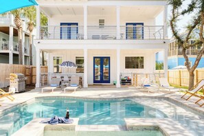 Outdoor pool - Sunfish Elegance by Avantstay Beach Access at an Indoor/outdoor Paradise (Destin)
