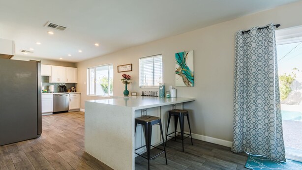 House, Multiple Beds, Pool Access, Pool View (Indianola Dreams) | Private kitchen - 4BR Sleeps 8 Heated Pool Yard Games Bbq! (Scottsdale)