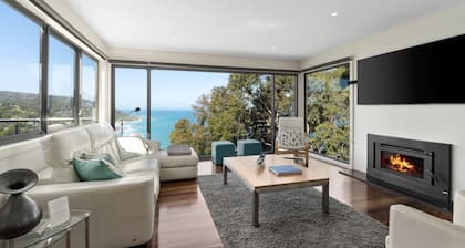 Azure Wye River - Amazing ocean view family home
