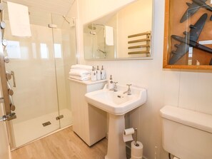 Shower - The Fenton (York)