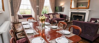 馬廄與西翼飯店