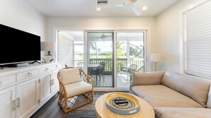 Interior - Paradise Point by Avantstay Golf Course Living (Key West)