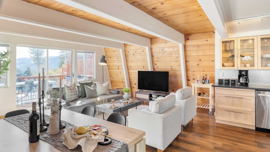 Chickaree & Chickadee Buyout by Avantstay 2 Sister Cabins