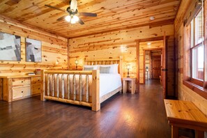 6 habitaciones y tabla de planchar con plancha