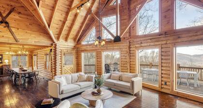Leyland by Avantstay Cabin Mansion w/ Views