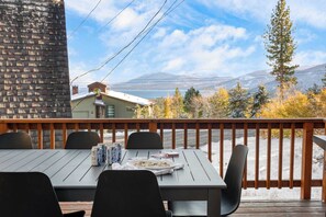 Apartment (3 Bedrooms) | Interior - Chickaree by Avantstay A-frame w/ Mountain Views (Tahoe City)