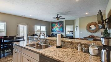 Condo (The LUX @ Stonebridge - Close to SDC ) | Exterior