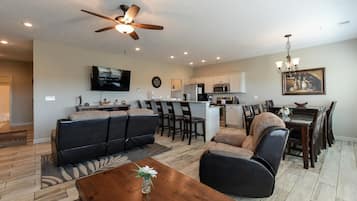 Condo (The SPLENDOR @ StoneBridge D - ONSITE) | Exterior