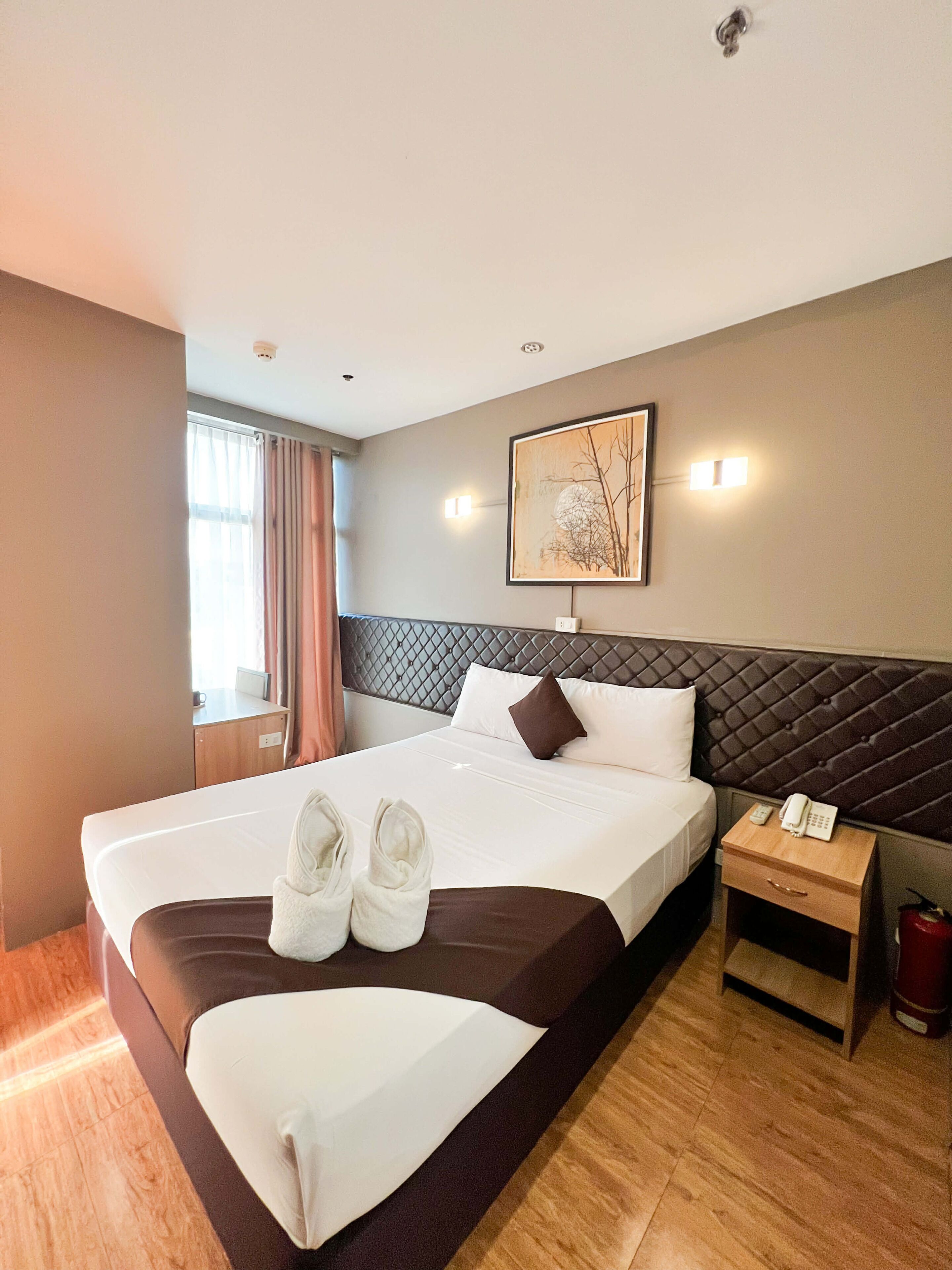 Deluxe Double Room | Free WiFi, bed sheets