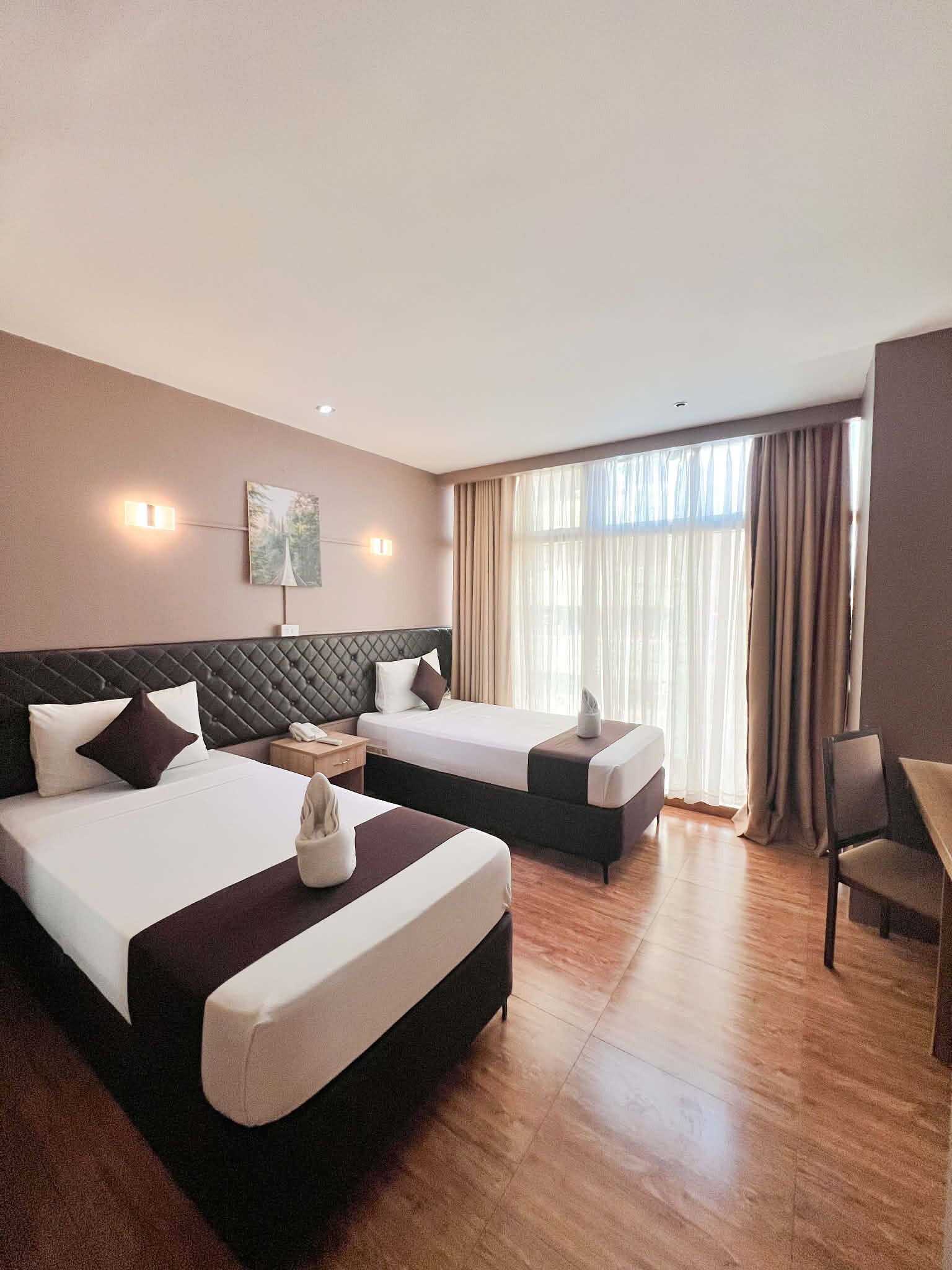 Twin Room | Free WiFi, bed sheets