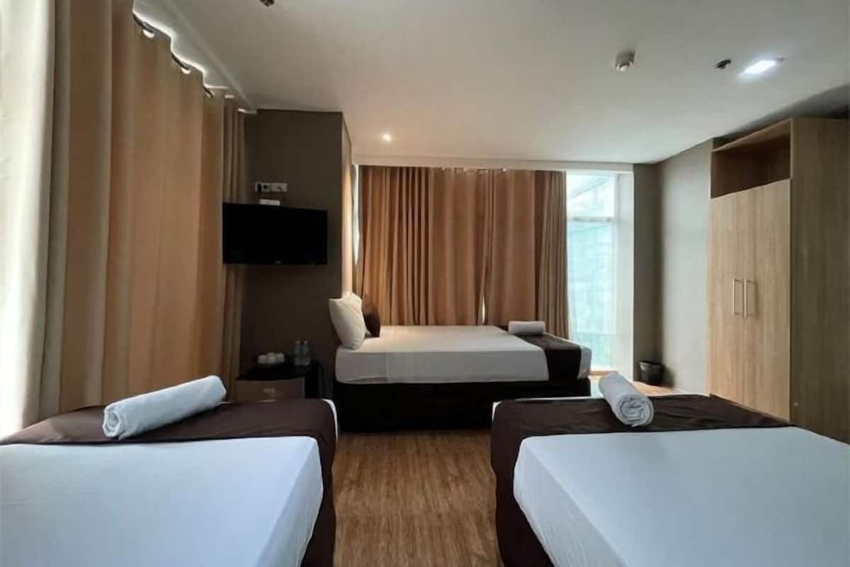 Free WiFi, bed sheets