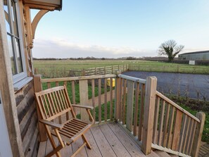 Property grounds - Arts and Crafts (York)