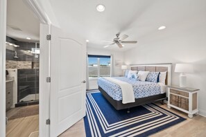 4 bedrooms, desk, iron/ironing board, travel cot
