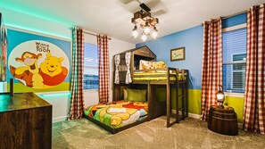 9 habitaciones, tabla de planchar con plancha, wifi y ropa de cama 