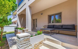 Terrace/patio - Lovely home in Medulin with sauna (Medulin)