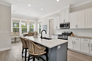 Fridge, microwave, oven, stovetop - 3BR Home @ Summer Salt • Sleeps 13 • Porches, Pool & Near Beach (Orange Beach)