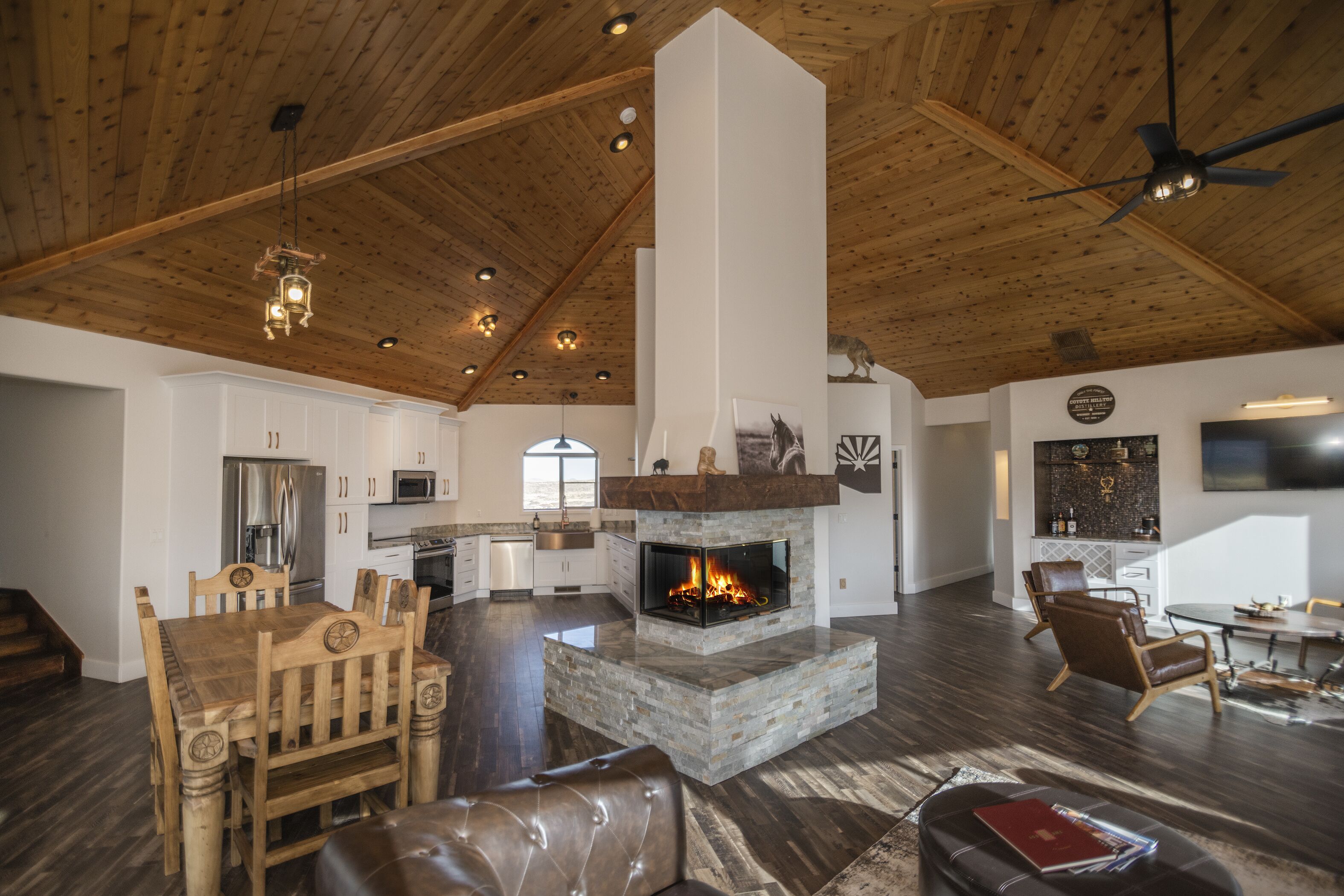 Secluded hilltop home with 360 views near Prescott, AZ
